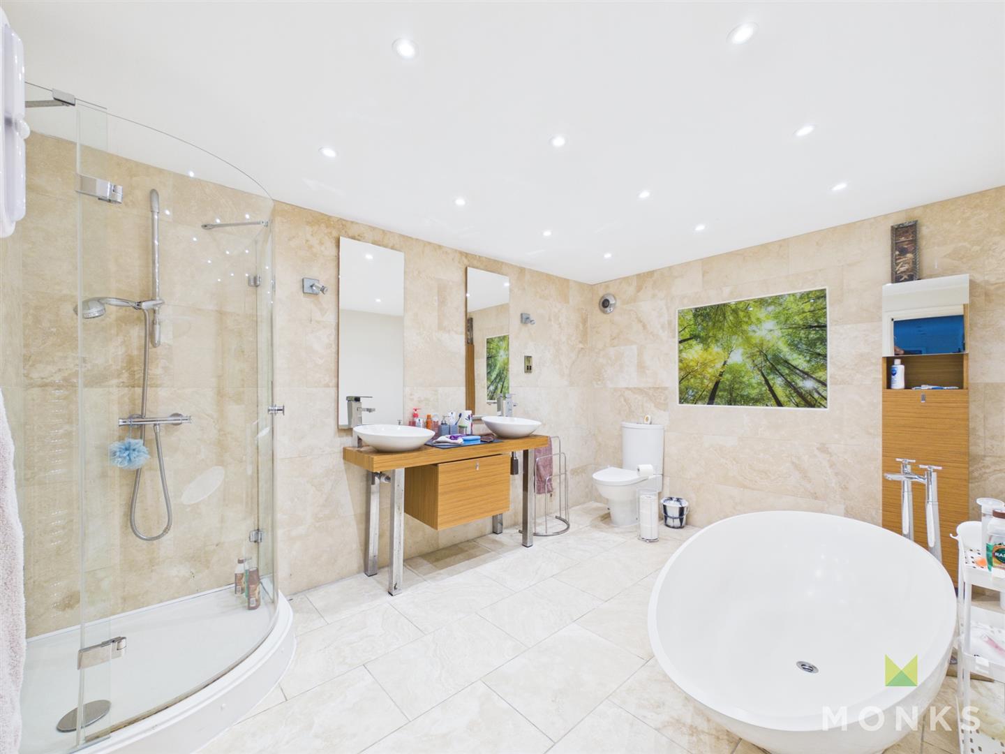 Everglades Brynhafod Lane, Oswestry, SY11 1SH For Sale